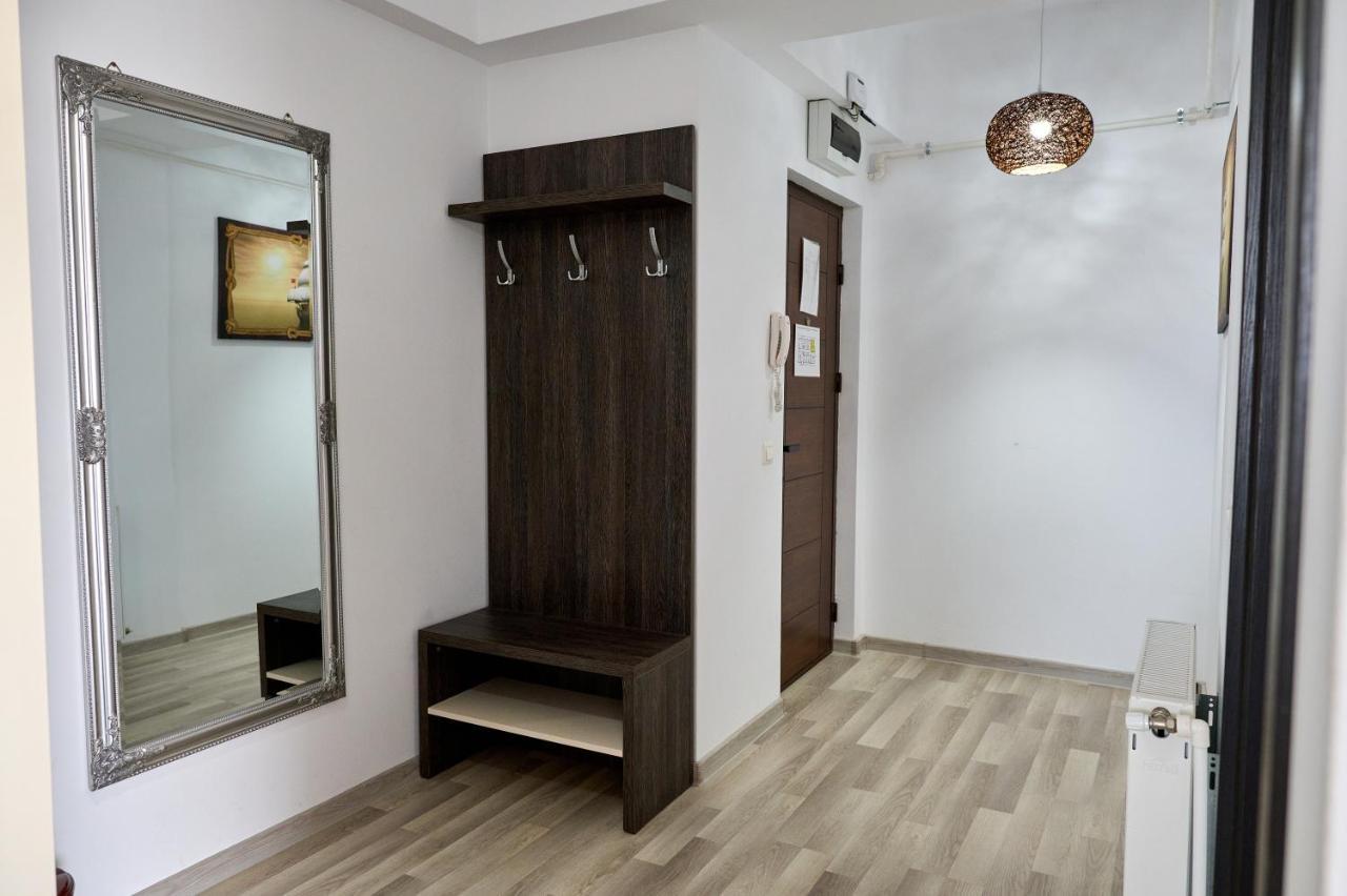 La Vida Loca Apartment Summerland Mamaia Exterior photo